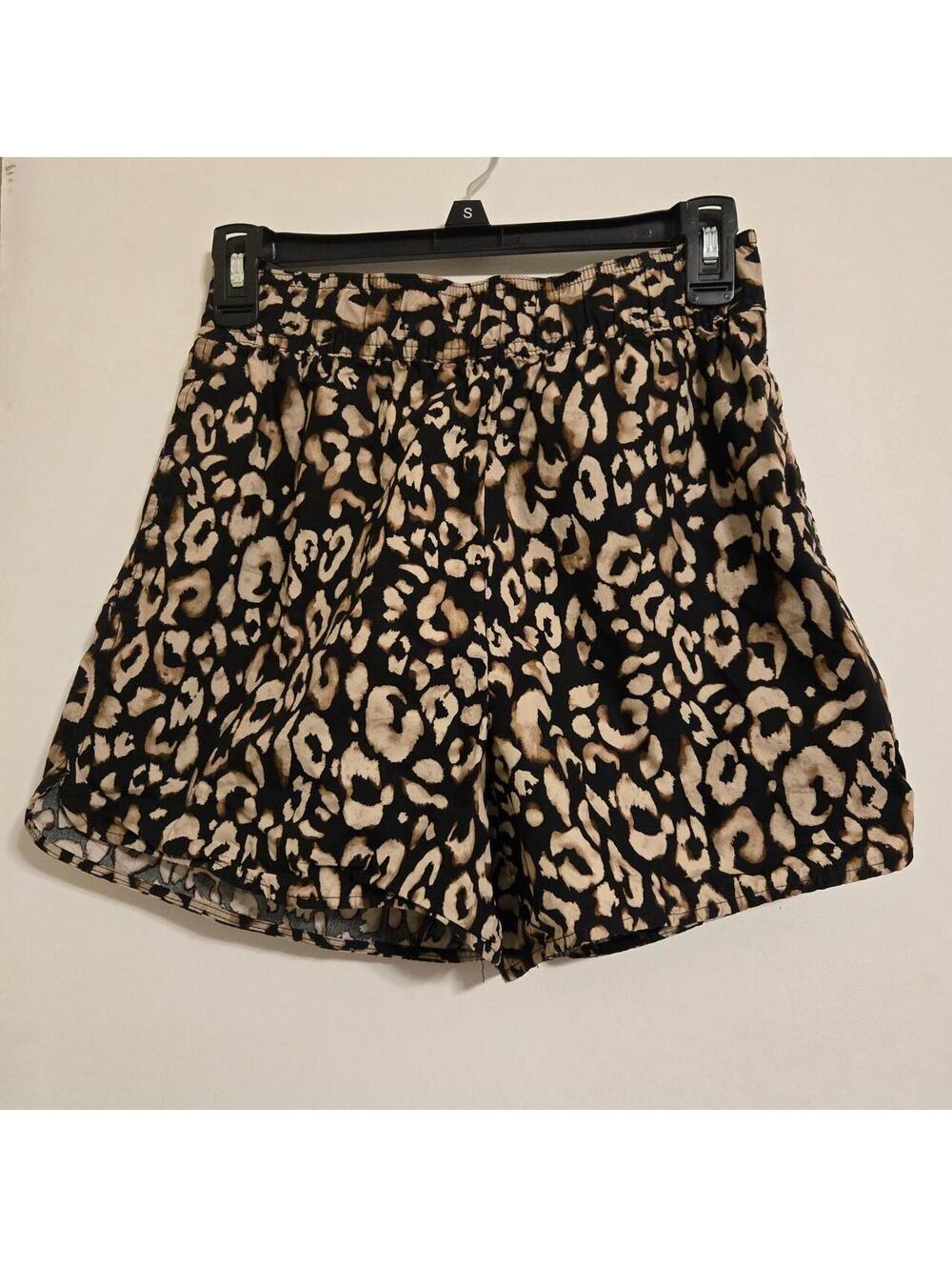 H&M Women's Black and Multi Shorts